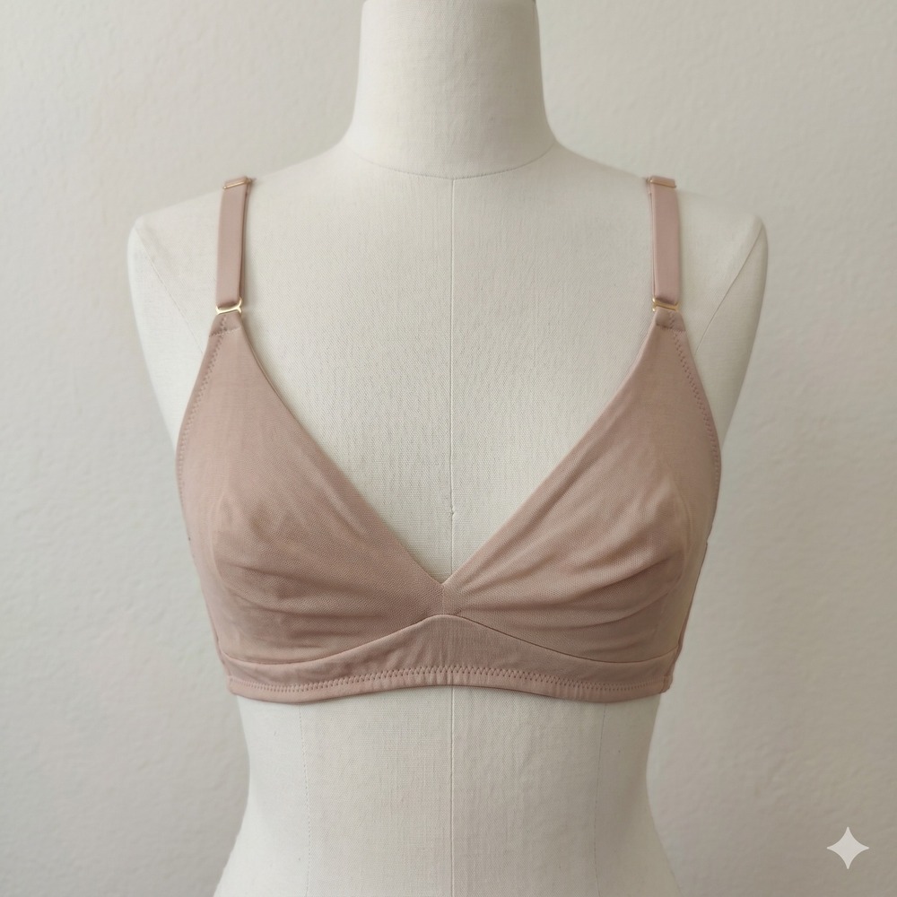 CUUP Womens The Wireless Plunge Bra XS Sand Compact Modal Minimalist Neutral